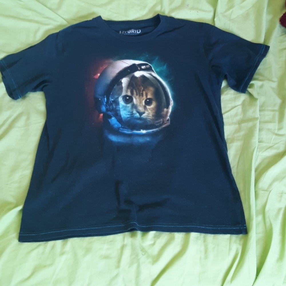 Blue cat t-shirt